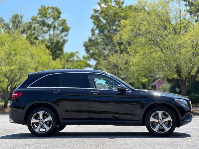Used 2019 Mercedes-Benz GLC 300 image 4