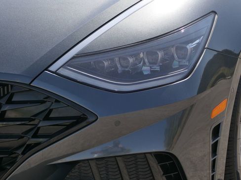 Used 2023 Hyundai Sonata Limited image 9