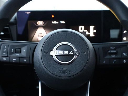 New 2026 Nissan Kicks S image 9