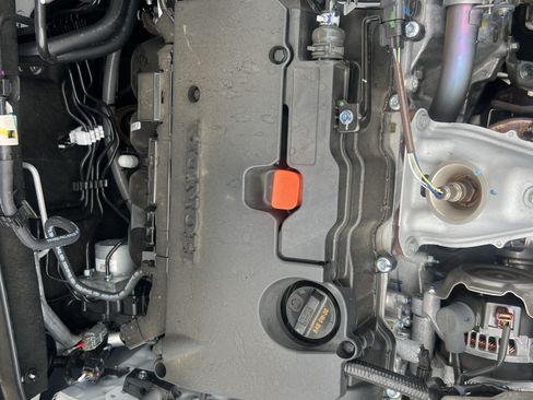 Used 2025 Honda HR-V Sport image 36
