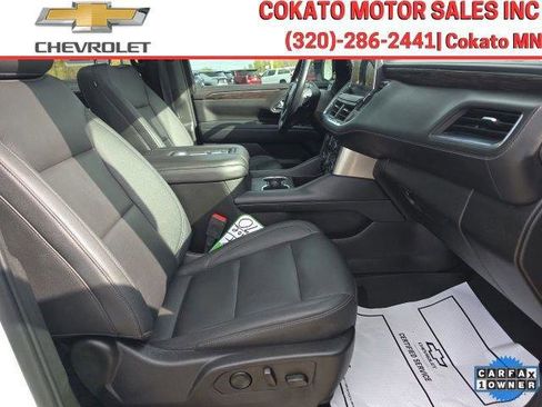 Used 2022 Chevrolet Tahoe LT w/ Luxury Package AWD/4WD image 21