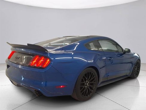 Used 2017 Ford Mustang GT w/ GT Performance Package RWD image 4