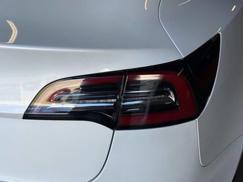 Used 2019 Tesla Model 3 Long Range image 34