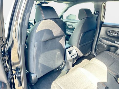 Certified 2025 Honda HR-V Sport image 12