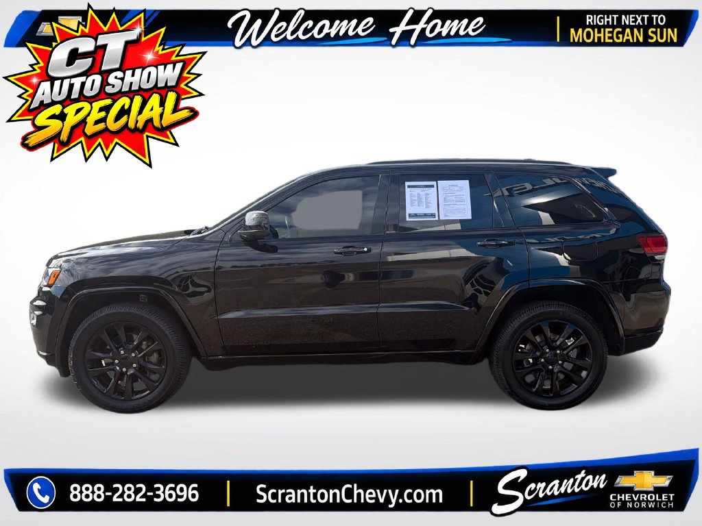 Used 2022 Jeep Grand Cherokee Laredo X AWD/4WD image 2