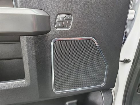 Used 2018 Ford F150 Lariat w/ Equipment Group 502A Luxury image 18