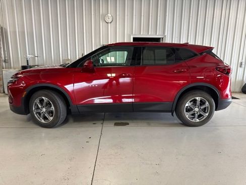 Used 2023 Chevrolet Blazer LT w/ Driver Confidence Package AWD/4WD image 2