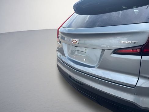 Used 2024 Cadillac XT4 Luxury FWD image 32