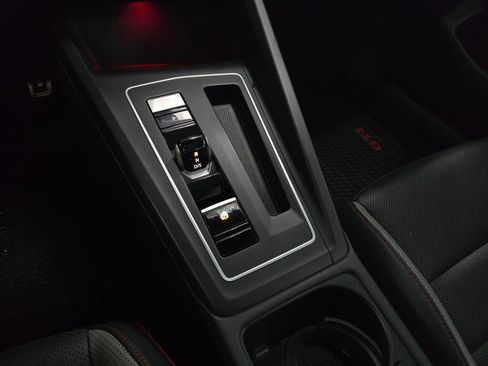 Used 2022 Volkswagen GTI Autobahn image 33