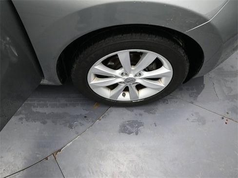 Used 2014 Nissan Versa Note SV w/ SL Package image 31