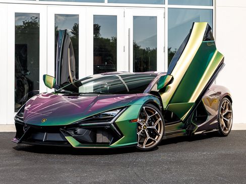 Used 2024 Lamborghini Revuelto AWD/4WD image 16