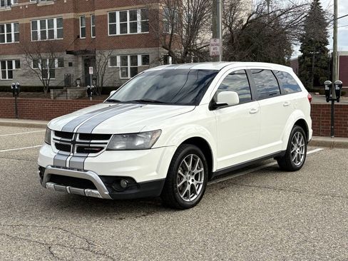 Used 2019 Dodge Journey GT AWD/4WD image 1