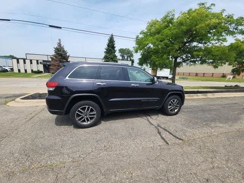 Used 2020 Jeep Grand Cherokee Limited AWD/4WD image 10