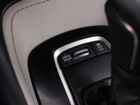 Certified 2023 Toyota Corolla SE w/ SE Premium Package image 18