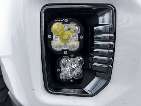 Used 2020 GMC Sierra 3500 AT4 image 4