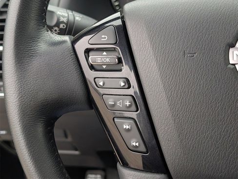 Used 2022 Nissan Armada SL w/ Captain's Chairs Package image 24