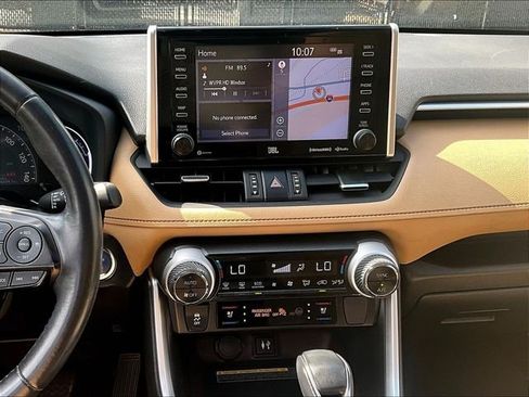 Used 2019 Toyota RAV4 Limited AWD/4WD image 6