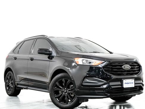 Used 2022 Ford Edge SE w/ Black Appearance Package AWD/4WD image 1
