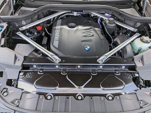 New 2026 BMW X5 sDrive40i w/ M Sport Package RWD image 18