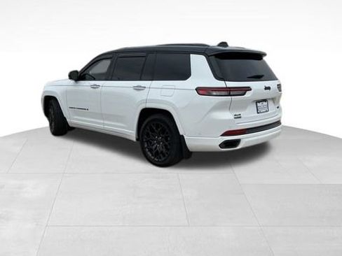 Used 2025 Jeep Grand Cherokee L Summit w/ Obsidian Package image 4