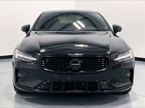 Used 2024 Volvo S60 B5 Plus w/ Protection Package Premier image 5