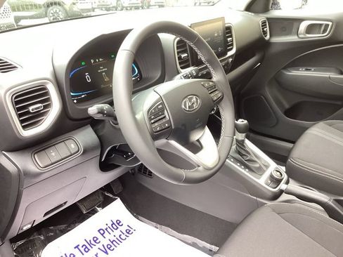 New 2026 Hyundai Venue SEL FWD image 25
