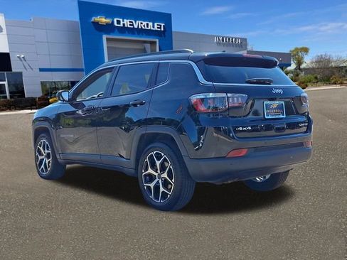 Used 2025 Jeep Compass Limited AWD/4WD image 24