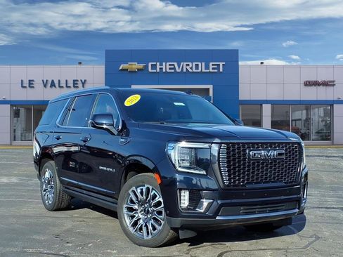 Used 2023 GMC Yukon Denali Ultimate image 1