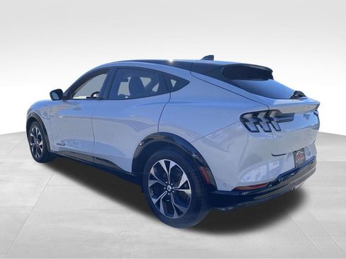 Used 2023 Ford Mustang Mach-E Premium image 4