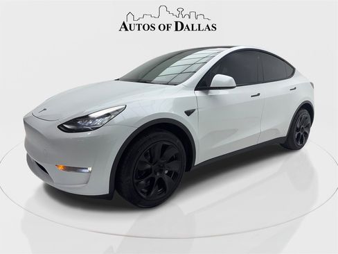 Used 2023 Tesla Model Y Long Range image 5