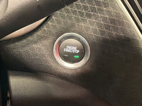 Used 2025 Chevrolet Malibu LT FWD image 26