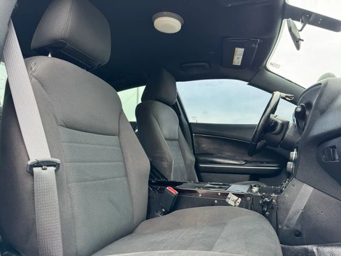 Used 2019 Dodge Charger Police RWD image 24