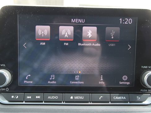 Used 2022 Nissan Rogue S image 27