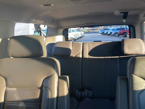 Used 2020 GMC Yukon XL Denali w/ Denali Ultimate Package image 13
