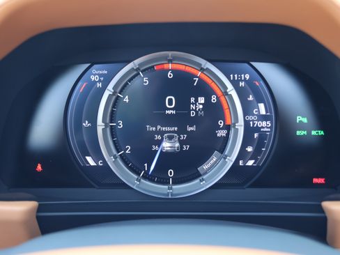 Used 2021 Lexus LC 500 Convertible w/ Touring Package RWD image 19