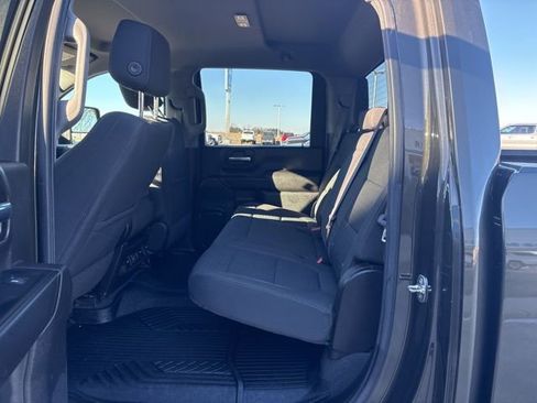 Used 2022 Chevrolet Silverado 3500 LT w/ Convenience Package image 17
