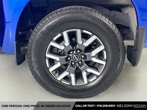 Used 2024 Nissan Frontier SL w/ Technology Package image 31