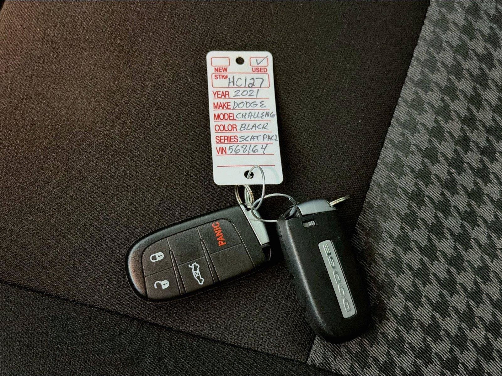 Used 2021 Dodge Challenger R/T Scat Pack RWD image 4