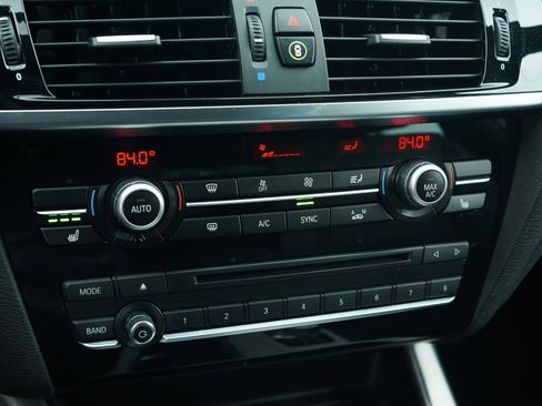 Used 2018 BMW X4 M40i image 57