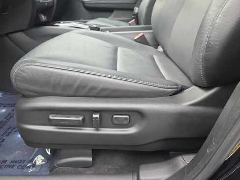 Certified 2022 Honda Pilot Touring image 30