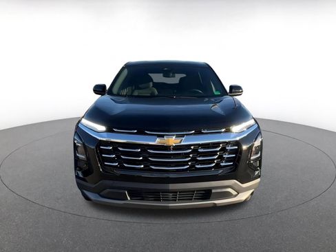 Used 2025 Chevrolet Equinox LT image 4