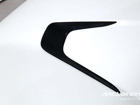 Used 2025 Ferrari 12Cilindri RWD image 34