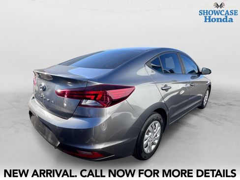 Used 2019 Hyundai Elantra SE FWD image 5