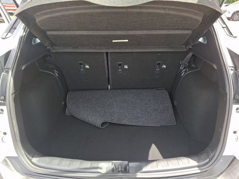 Used 2020 Nissan Kicks SV FWD image 30