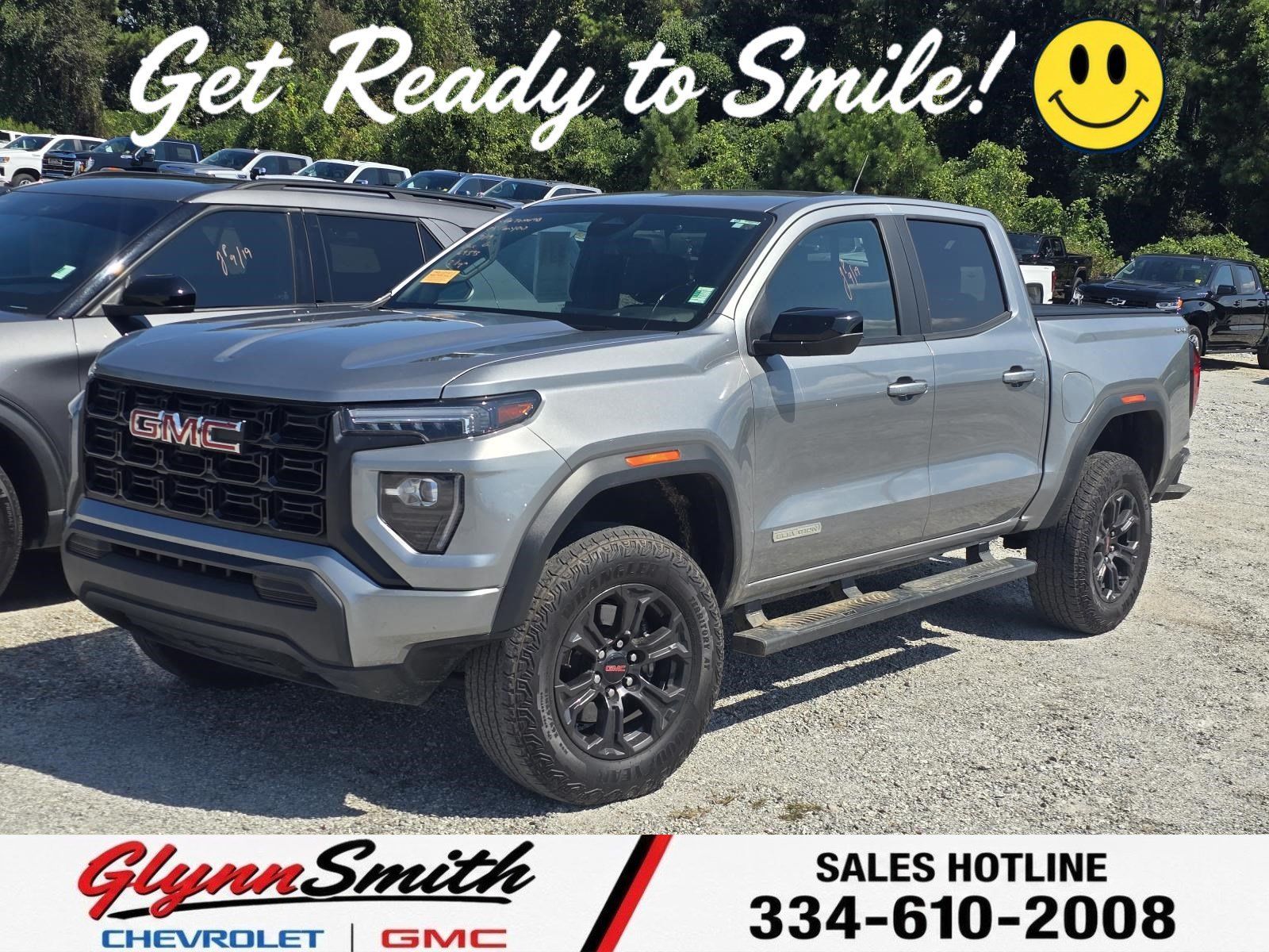 Used 2025 GMC Canyon Elevation AWD/4WD image 1