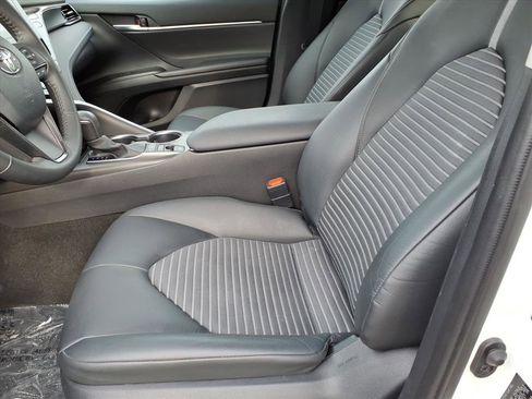Certified 2023 Toyota Camry SE image 13