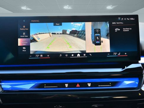 Used 2024 BMW i5 eDrive40i w/ Premium Package image 30