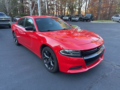 Used 2020 Dodge Charger SXT w/ Blacktop Package