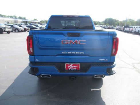 Used 2024 GMC Sierra 1500 AT4 w/ Technology Package AWD/4WD image 7