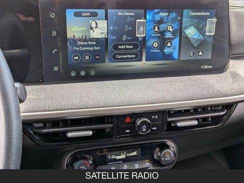 Used 2026 Nissan Kicks SV FWD image 25